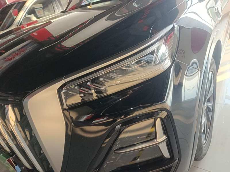 Used Hongqi HS5 2023 2.0T Qixiang Pro Edition — 23