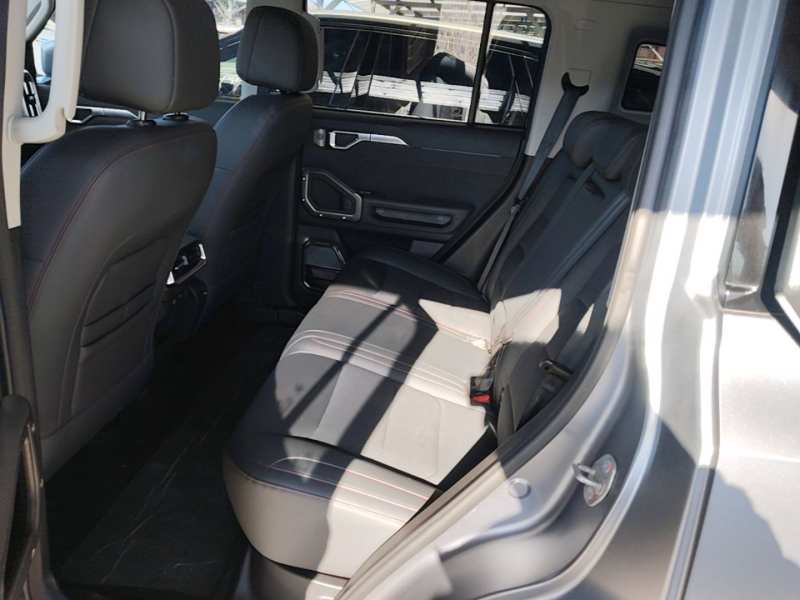 Used JETOUR Traveler 2023 2.0T Four-Wheel Drive Conqueror — 16