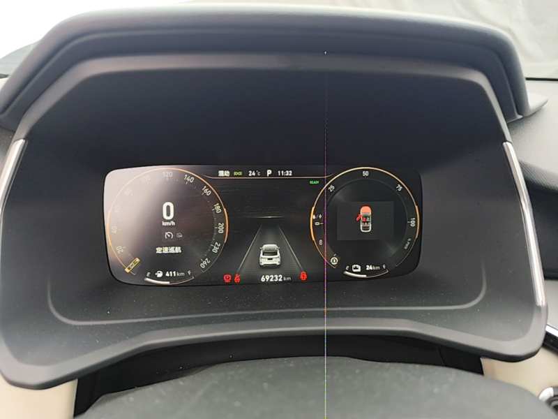 Used Lynk & Co 06 EM-P 2022 PHEV 84 km Range Pro Version — 11