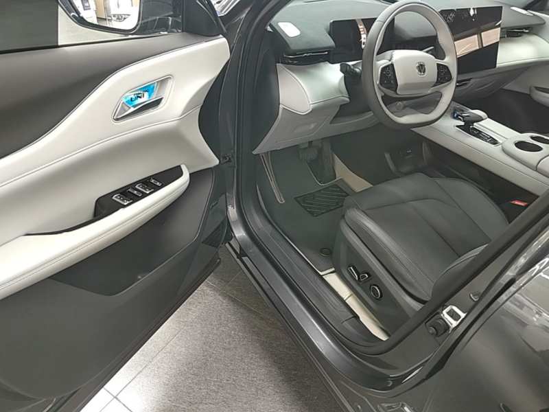 Used CHANGAN UNI-Z 2025 1.5T Premium Edition — 15