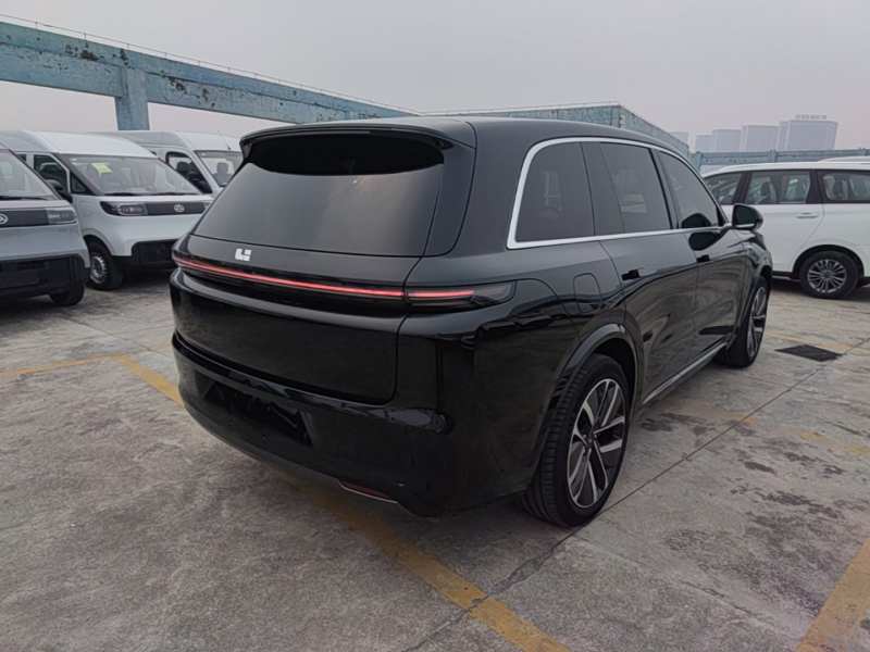 Used Li Auto L8 2023 Max model — 6