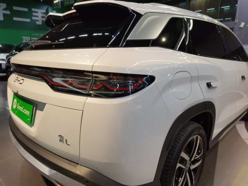 Used BYD Song L DM-i 2024 112 km Leading Edition — 7