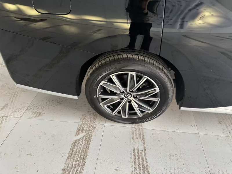 Used GAC Trumpchi M8 2026 Model 2.0T Prestige Edition — 25