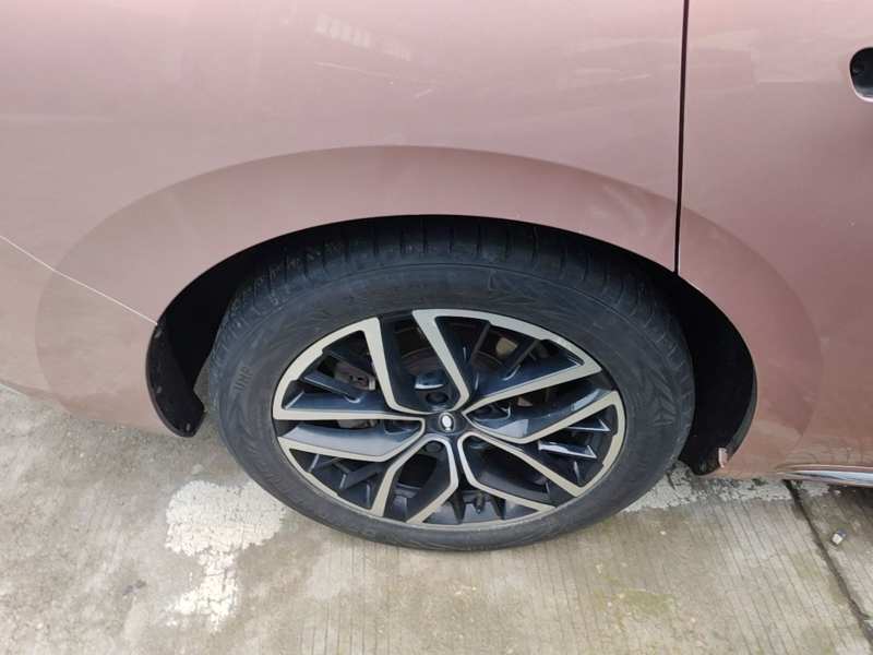 Used ORA Lightning Cat 2022 555 km Luxury Edition – Premium — 25