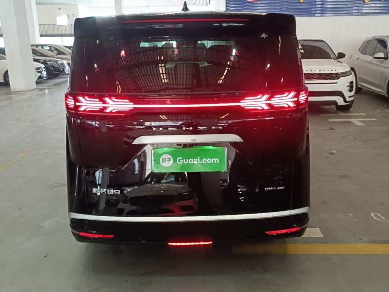 Used Denza D9 2024 DM-i 980 Four-Wheel Drive Prestige Model – Executive — 5