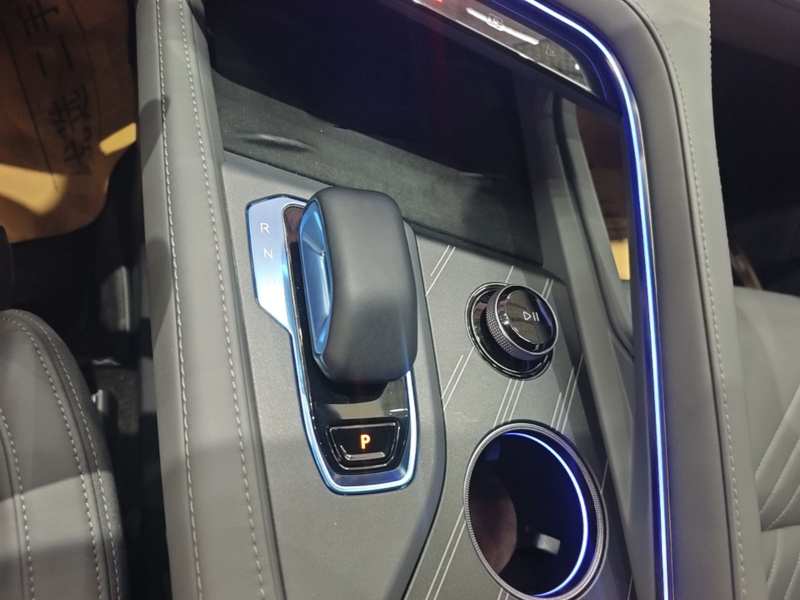 Used Zeekr 001 2024 WE Edition 95 kWh All-Wheel Drive — 13