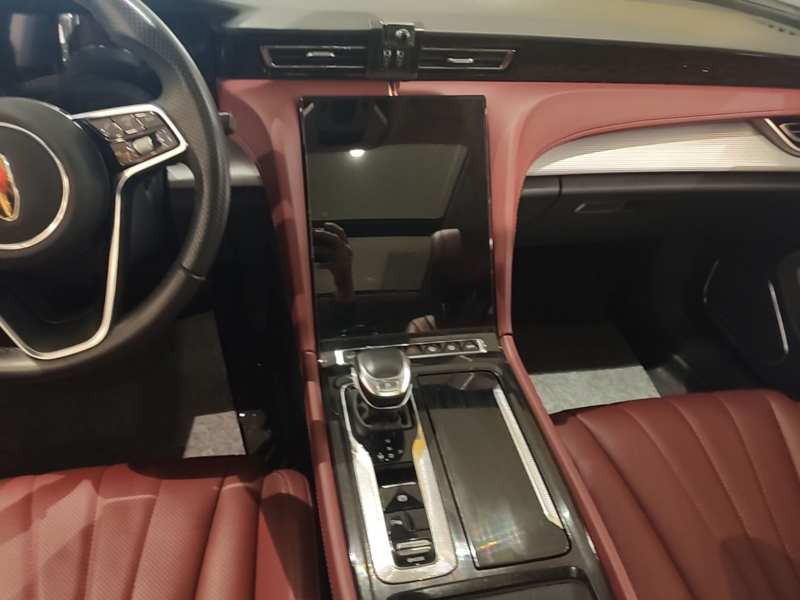 Used Hongqi H5 2024 2.0T Automatic Smart Connect Flagship Edition – Chinese Trim Xiang — 12