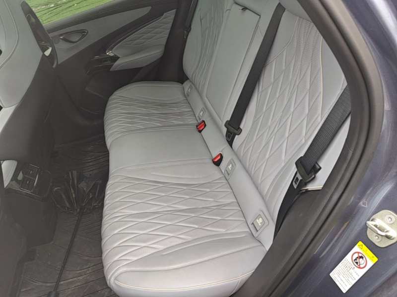 Used BYD Seal 2022 550 km Standard Range Rear-Wheel Drive Elite Version — 16