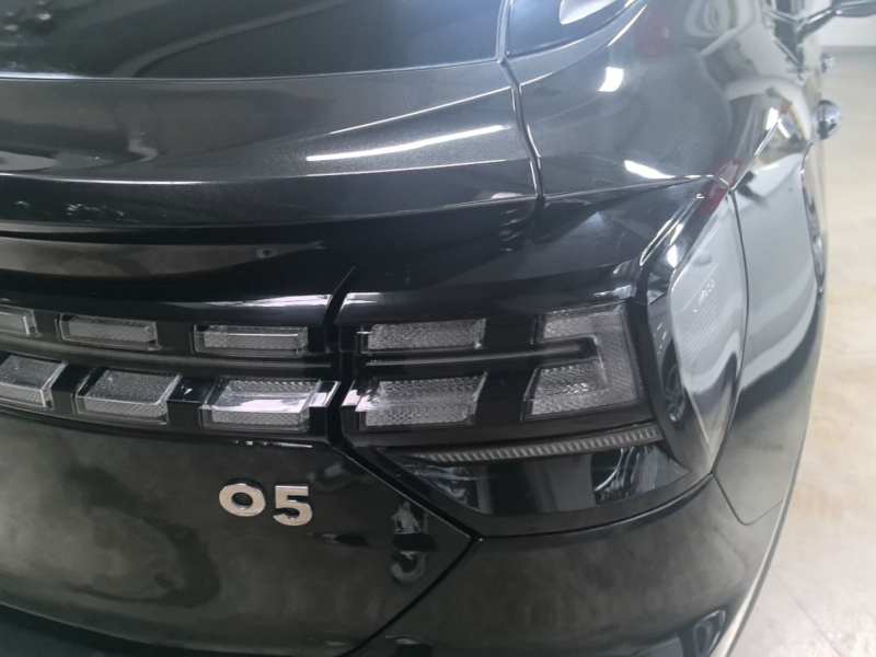 Used Lynk & Co 05 2020 2.0TD Two-Wheel Drive Shine Halo — 7