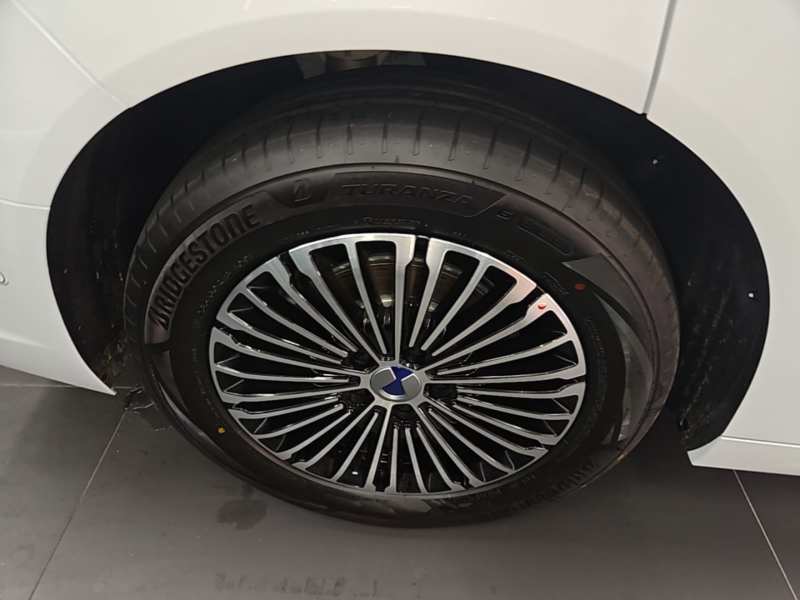 Used Denza D9 2026 Second-Generation EV Flash Charge Prestige Edition — 25