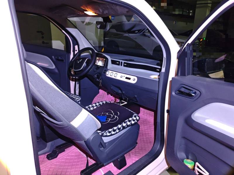 Used Wuling Hongguang MINIEV 2021 Macaron Fashion Edition Lithium-Ion Battery — 28