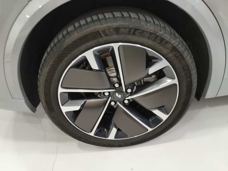 Used Li Auto L9 2025 Ultra Smart Refreshed Edition — 25