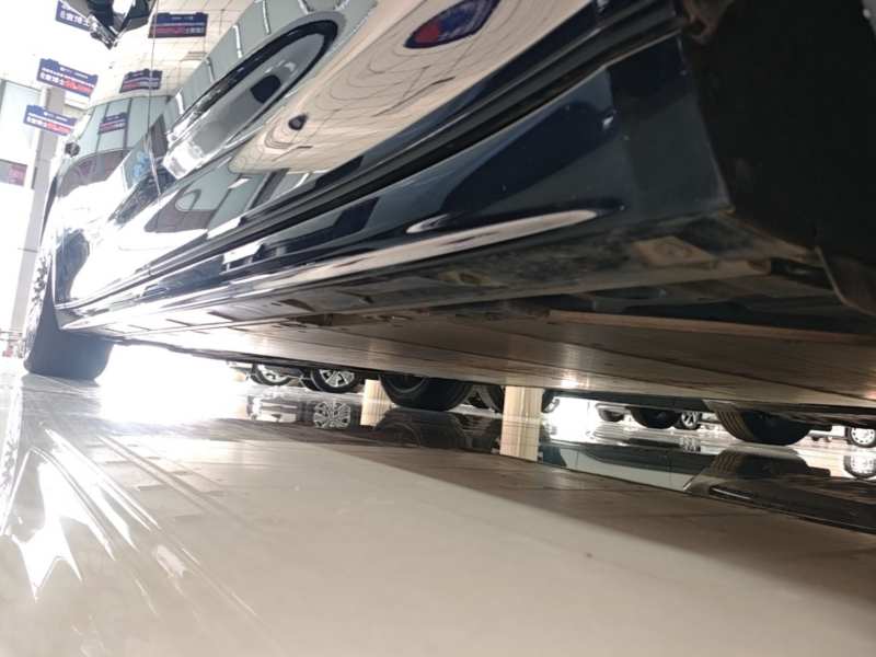 Used Zeekr 009 2022 WE Edition — 21