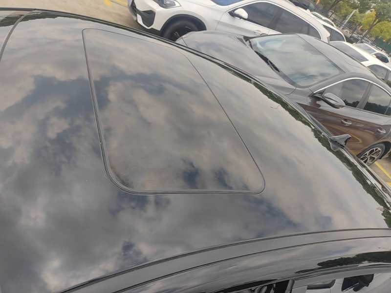 Used Hyundai Elantra 2022 1.5L CVT LUX Black Knight Limited Edition — 26