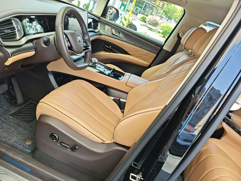 Used Denza D9 2024 EV 620 Premium Model — 14