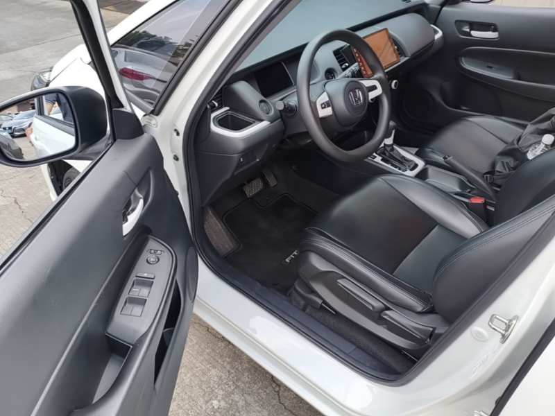 Used Honda Fit 2021 1.5L CVT Trend Edition — 15