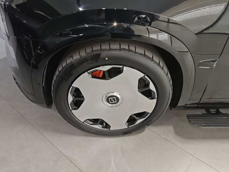 Used Zeekr 9X 2025 Ultra Edition 70kWh — 22
