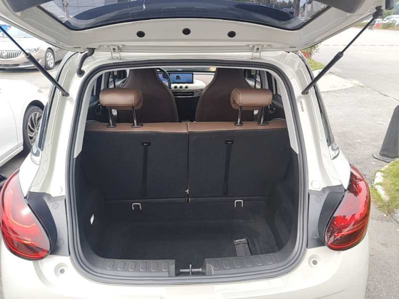 Used Wuling Bingo 2023 333 km Lingxi Connected+ Version — 18
