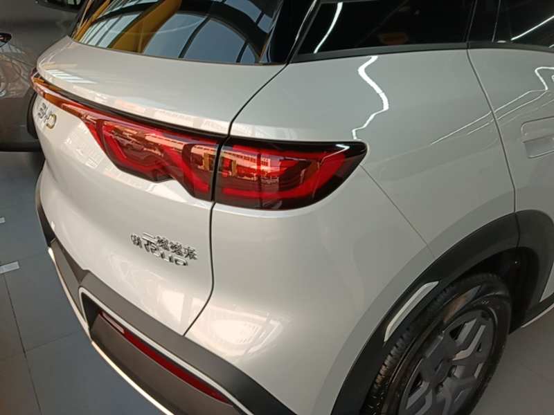 Used BYD Yuan UP 2025 Model 301KM Leading Version — 7