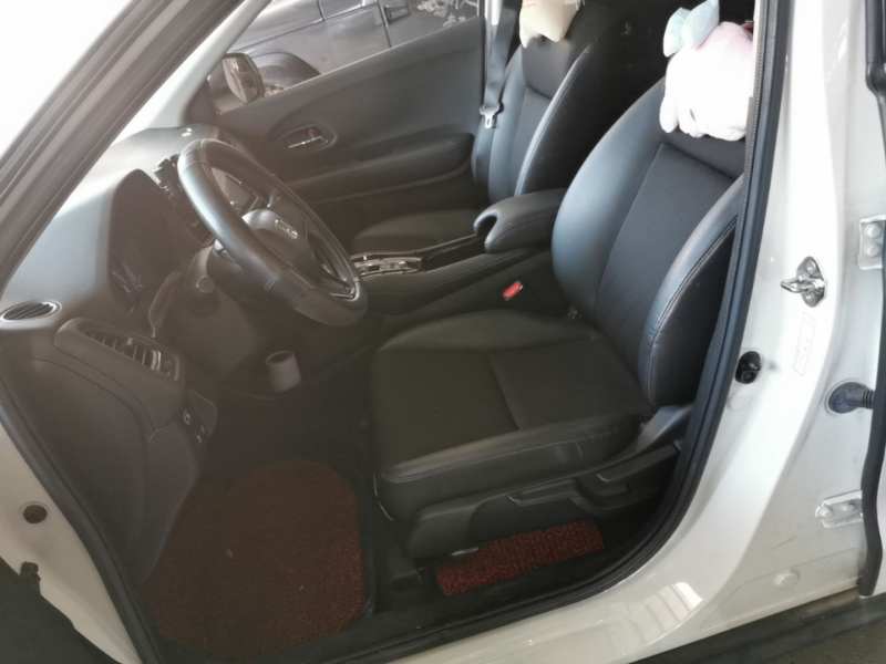 Used Honda Vezel 2020 1.5L CVT Pioneer Edition — 14