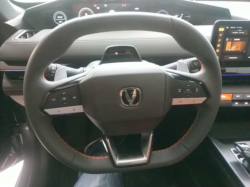 Used CHANGAN UNI-V 2024 1.5T Prestige Sport Edition — 10