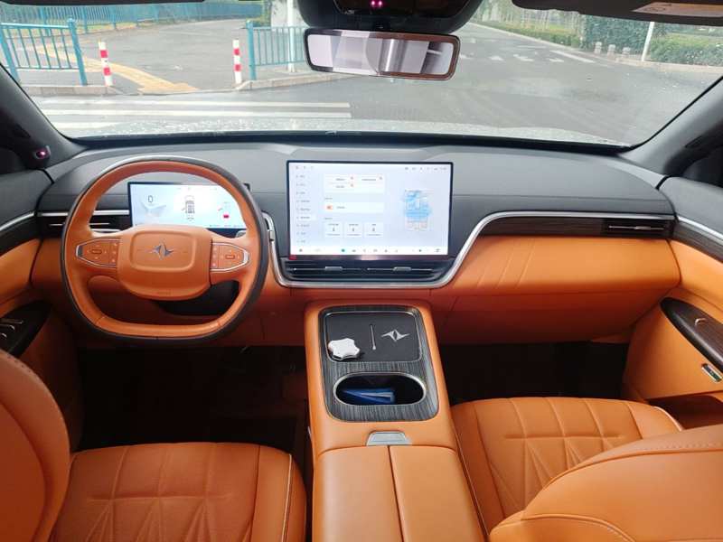 Used Dongfeng eπ eπ008 2025 210 Ultra Range-Extended Version 5 Seats — 9