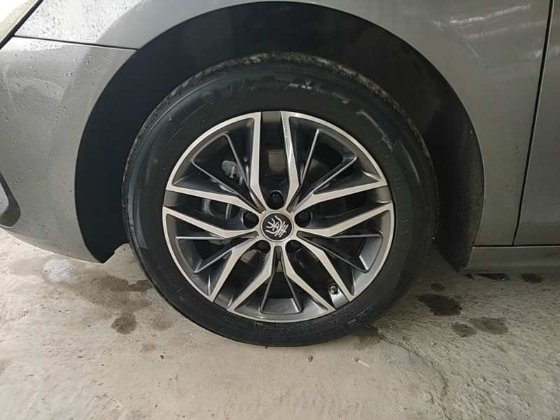Used BYD Qin PLUS 2024 Honor Edition EV 420KM Leading Model — 22