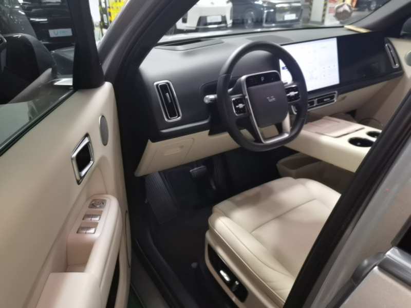 Used Li Auto L9 2022 Max model — 15