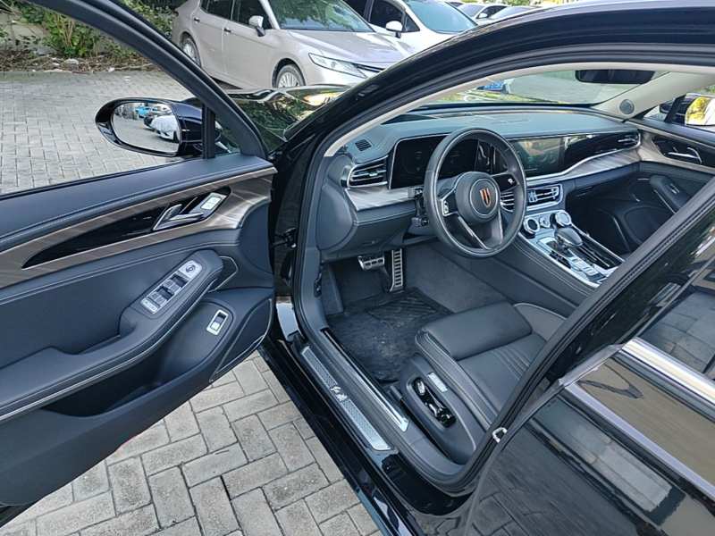 Used Hongqi H9 2020 2.0T Smart Connect Flagship Edition – Chinese Trim Xiang — 15
