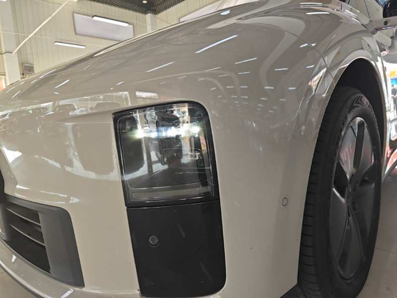 Used Li Auto i6 2025 Model Two-Wheel-Drive Standard Type — 23