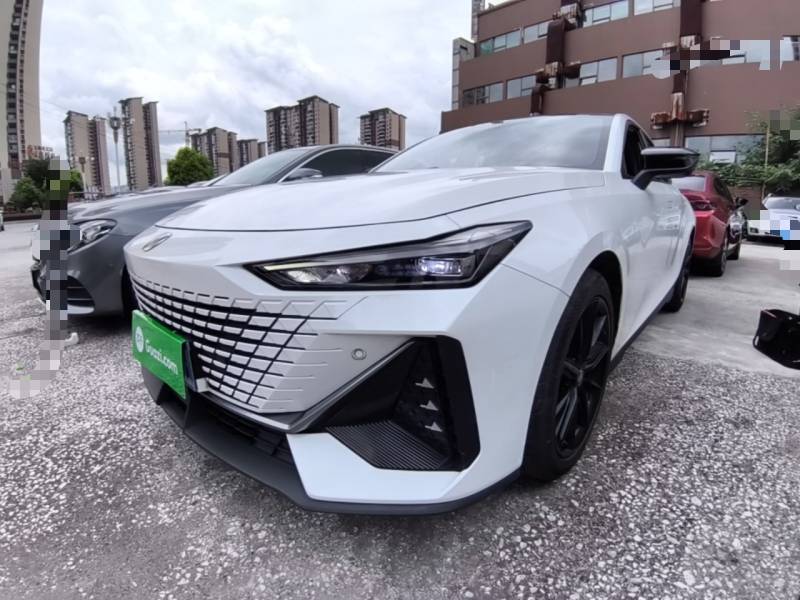 Used CHANGAN UNI-V 2023 1.5T Prestige Model