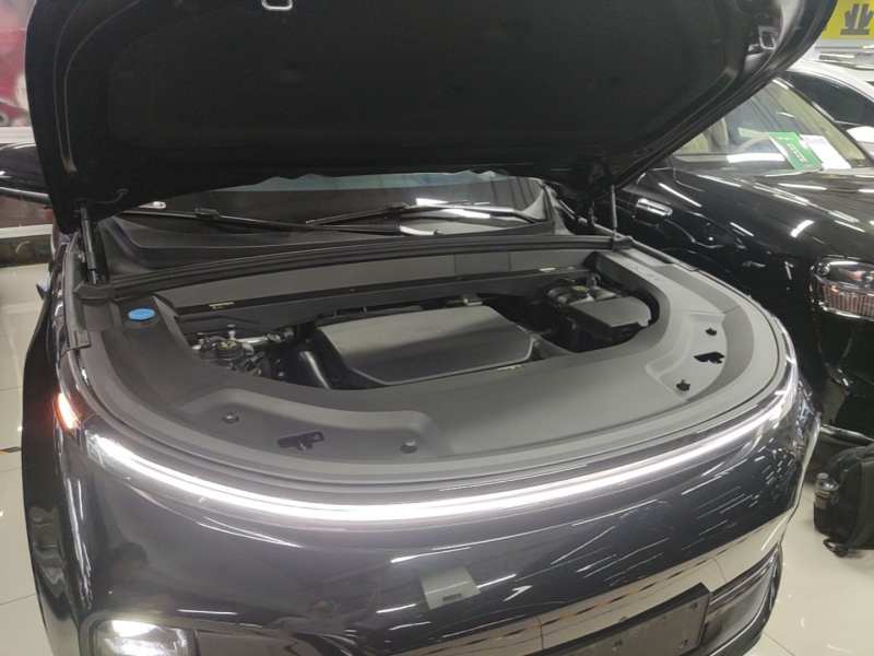 Used Li Auto L8 2023 Pro Model — 19