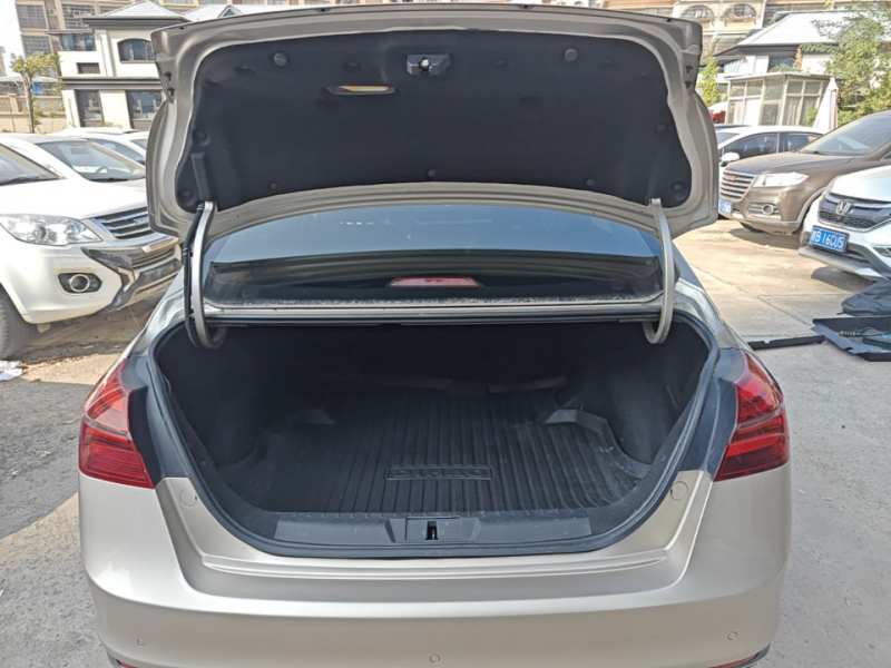 Used Geely Auto Emgrand 2018 1.5L CVT Upward Connect Edition — 18