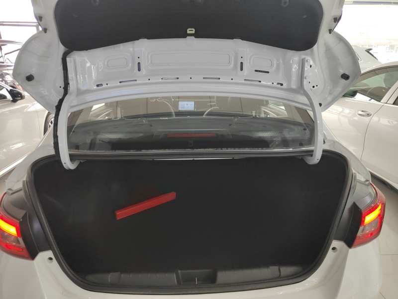 Used Chery Arrizo 5 2025 Excellence Version 1.5L Manual Fashion Edition — 18