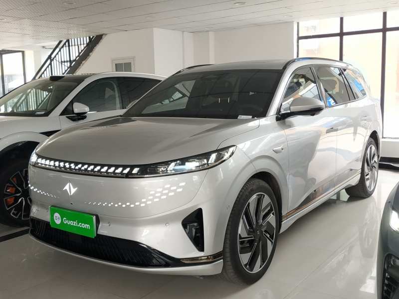 Used Dongfeng eπ eπ008 2024 210Max Range-Extended Version 6 Seats
