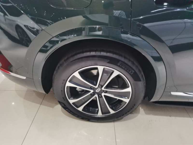 Used AITO/LUXEED/MAEXTRO/SAIC/STELATO AITO M7 2026 Model Range-Extending Ultra All-Wheel Drive 5-Seater Version — 25