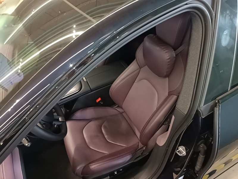 Used Xiaomi Auto SU7 2024 Rear-Drive Long-Range Intelligent Driving Version — 14