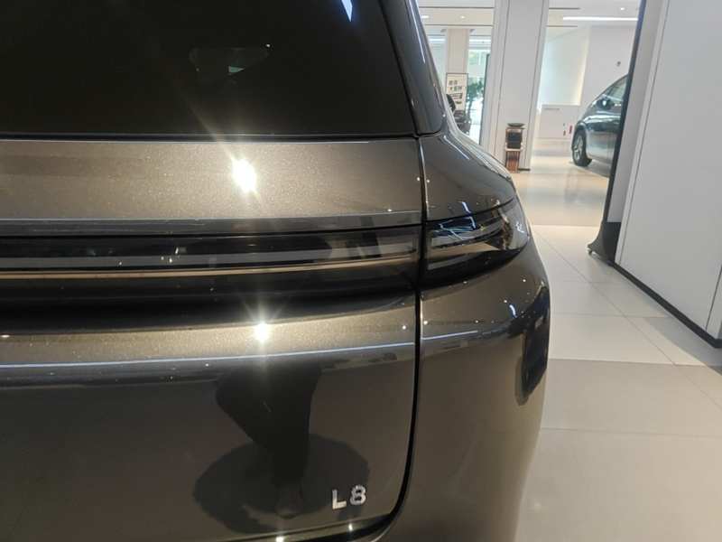 Used Li Auto L8 2023 Pro Model — 7