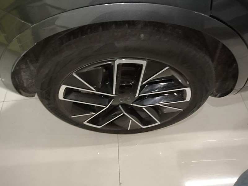 Used Avatr 11 2023 Harmony 90-degree Rear-wheel Drive Edition — 26