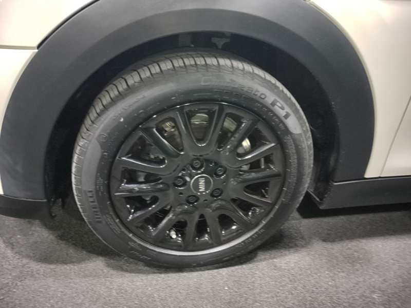 Used MINI 2023 1.5T ONE — 22