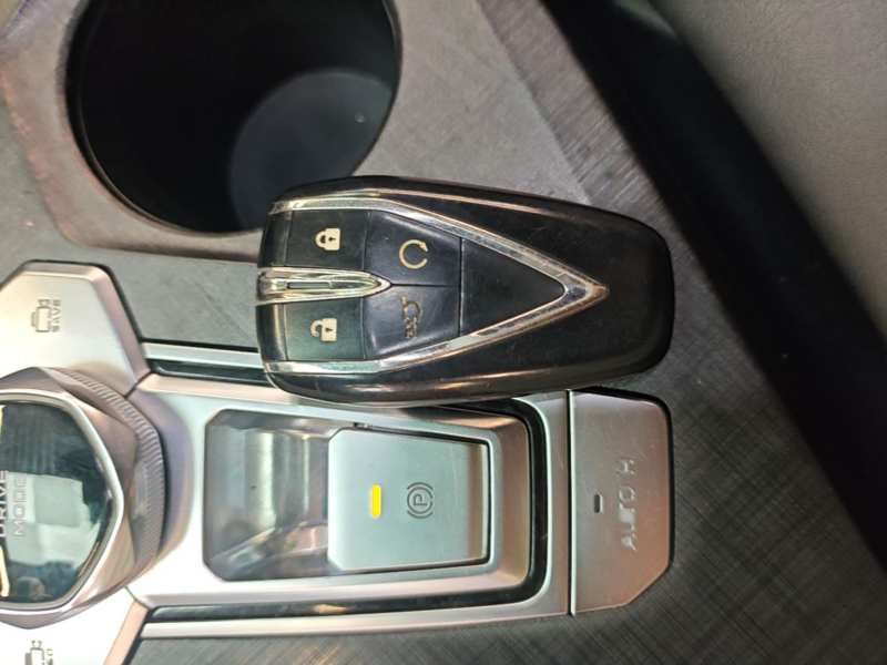 Used CHANGAN UNI-V 2023 1.5T Prestige Model — 8