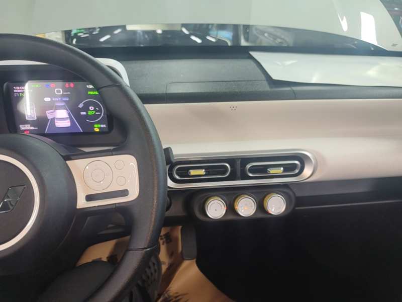 Used Wuling Hongguang MINIEV 2024 3rd Generation 215km Youth Edition — 12