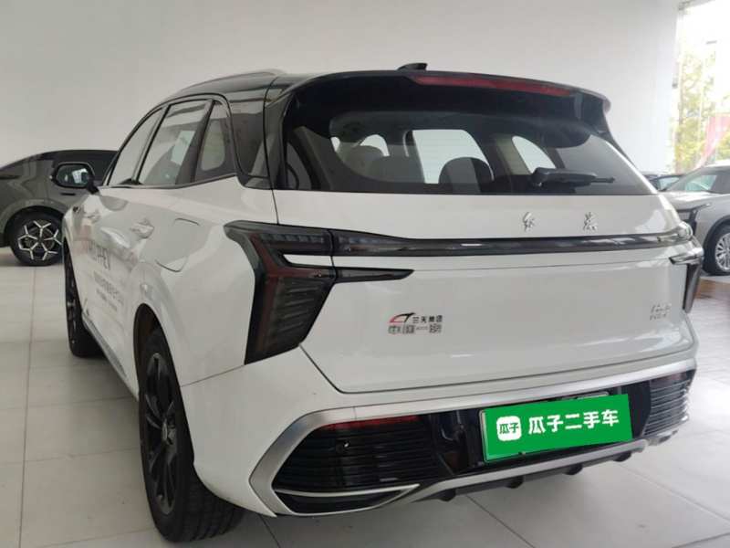 Used Hongqi HS3 PHEV 2025 Model PHEV 117km Jingwei PLUS Edition — 4