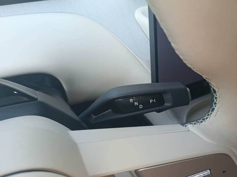 Used Xiaomi Auto YU7 2025 Ultra-Long Range High-Performance All-Wheel-Drive Max Edition — 13