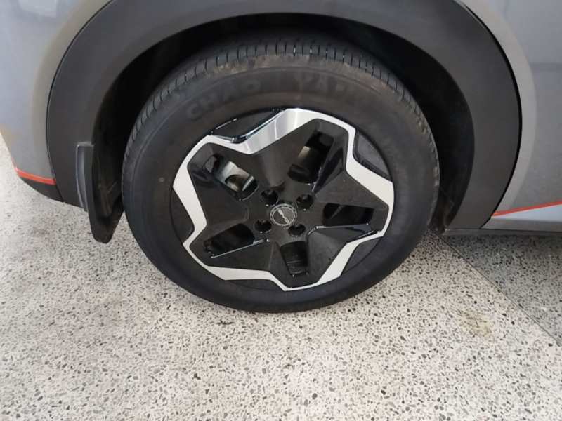 Used BYD Dolphin 2021 405 km Fashion Edition — 25