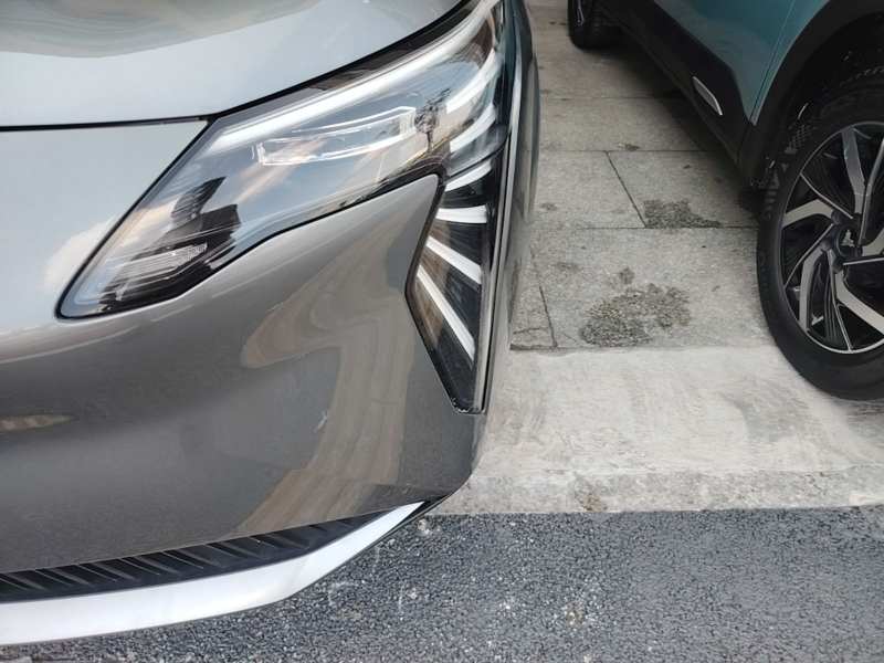 Used AION Y 2023 Plus 510 Executive Edition — 23