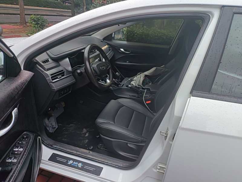 Used Geely Auto Emgrand 2021 UP 1.5L Manual Luxury Model — 14