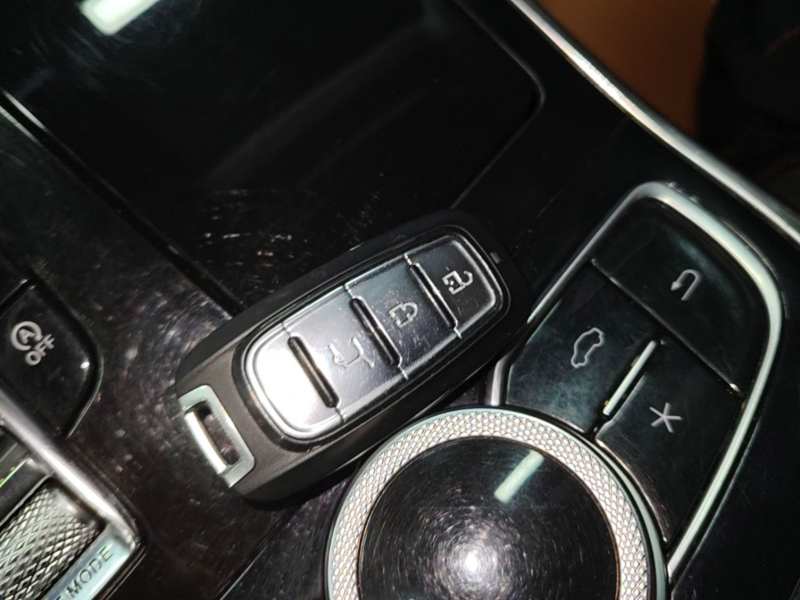 Used Hongqi H9 2020 2.0T Smart Connect Flagship Edition – Chinese Trim Xiang — 8