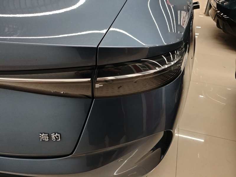 Used BYD Seal 2022 700 km Long-Range Rear-Wheel-Drive Version — 7