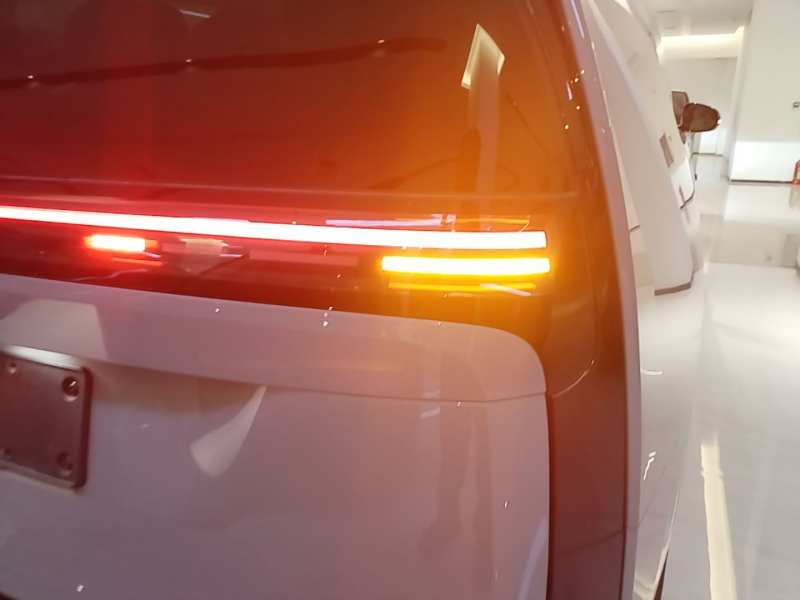 Used Li Auto MEGA 2025 Ultra Smart Refreshed Edition — 7